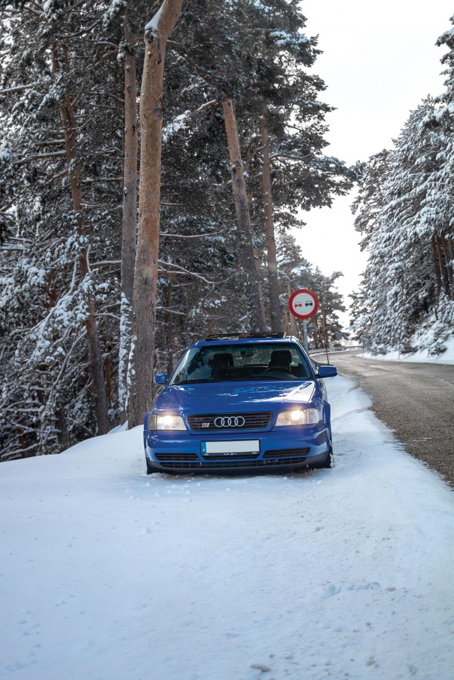 Audi S6 Plus (4A, C4) 1996 года  (фото 9 из 58)